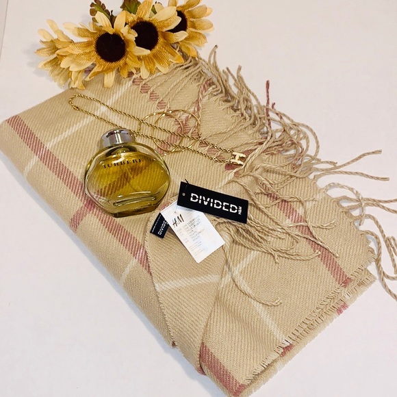 Brand NWT H&M Warm Long Shawl Wraps/Scarves - Picture 2 of 7